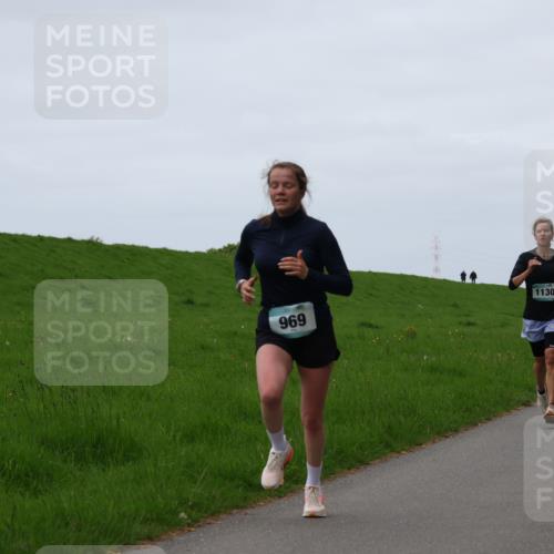 04.05.2025 - 8. Wedeler Halbmarathon Yannick Fuchs http://msf.ph/oto/7830355 04.05.2025 11:19:02 Laufen 969, 1130, 656 meine-sportfotos.de