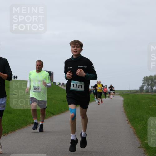 04.05.2025 - 8. Wedeler Halbmarathon Yannick Fuchs http://msf.ph/oto/7830393 04.05.2025 11:19:04 Laufen 1130, 656, 1111 meine-sportfotos.de