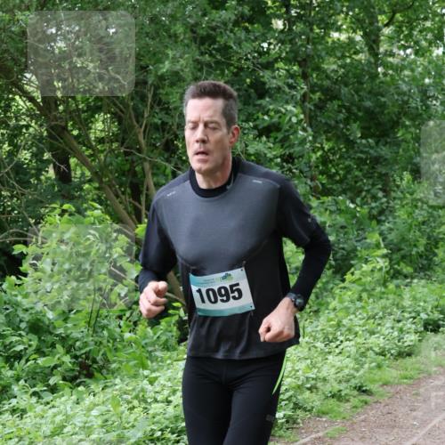 04.05.2025 - 8. Wedeler Halbmarathon Lena Gebhardt http://msf.ph/oto/7830479 04.05.2025 11:13:58 Laufen 1095 meine-sportfotos.de