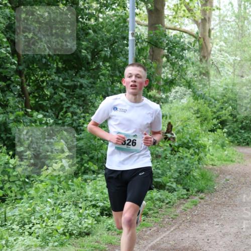 04.05.2025 - 8. Wedeler Halbmarathon Lena Gebhardt http://msf.ph/oto/7830484 04.05.2025 11:13:59 Laufen 326 meine-sportfotos.de
