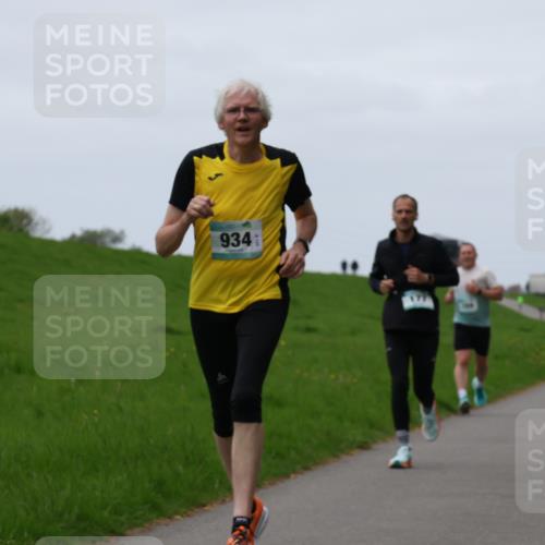 04.05.2025 - 8. Wedeler Halbmarathon Yannick Fuchs http://msf.ph/oto/7830528 04.05.2025 11:19:19 Laufen 934 meine-sportfotos.de