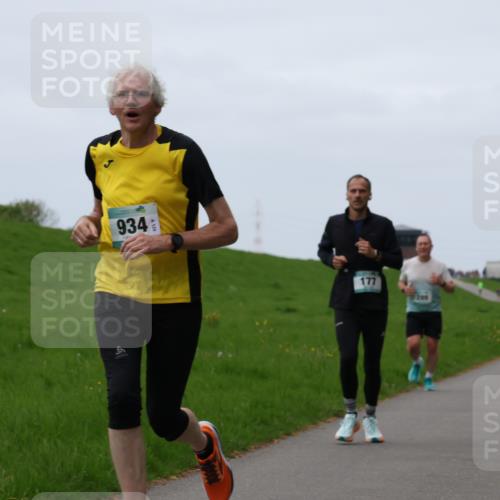 04.05.2025 - 8. Wedeler Halbmarathon Yannick Fuchs http://msf.ph/oto/7830537 04.05.2025 11:19:20 Laufen 934, 177 meine-sportfotos.de