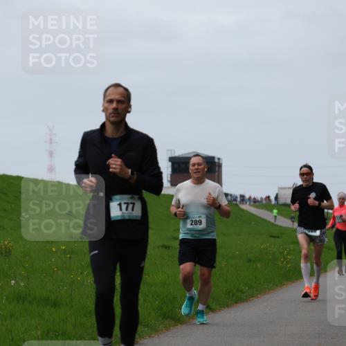 04.05.2025 - 8. Wedeler Halbmarathon Yannick Fuchs http://msf.ph/oto/7830540 04.05.2025 11:19:20 Laufen 177, 289 meine-sportfotos.de