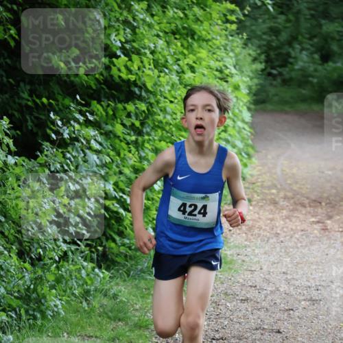 04.05.2025 - 8. Wedeler Halbmarathon Lena Gebhardt http://msf.ph/oto/7830542 04.05.2025 11:14:44 Laufen 6, 424 meine-sportfotos.de