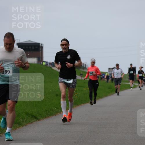 04.05.2025 - 8. Wedeler Halbmarathon Yannick Fuchs http://msf.ph/oto/7830592 04.05.2025 11:19:22 Laufen 289, 188, 11 meine-sportfotos.de