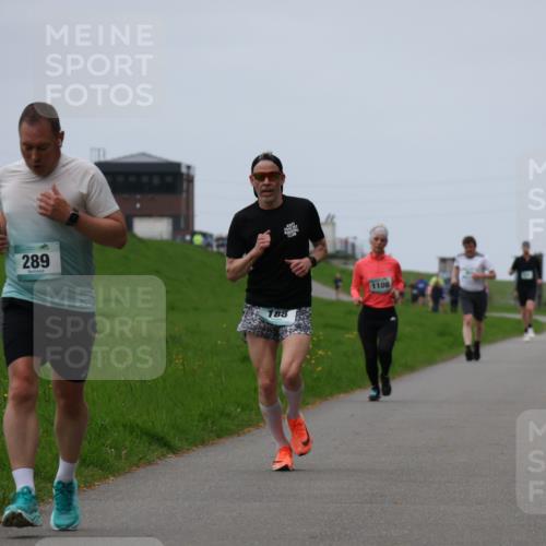 04.05.2025 - 8. Wedeler Halbmarathon Yannick Fuchs http://msf.ph/oto/7830600 04.05.2025 11:19:23 Laufen 289, 188, 1108 meine-sportfotos.de