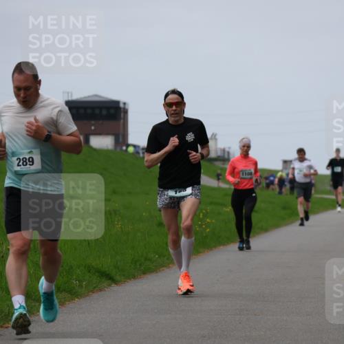 04.05.2025 - 8. Wedeler Halbmarathon Yannick Fuchs http://msf.ph/oto/7830603 04.05.2025 11:19:23 Laufen 289, 1108 meine-sportfotos.de