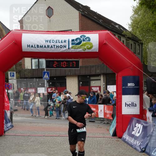 04.05.2025 - 8. Wedeler Halbmarathon Felixshl http://msf.ph/oto/7830625 04.05.2025 12:10:15 Ziel 173, 179 meine-sportfotos.de