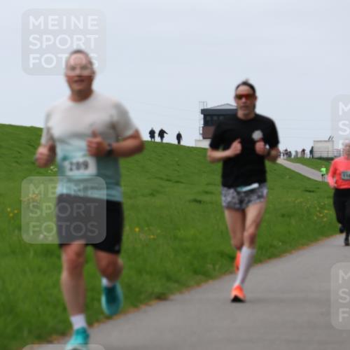 04.05.2025 - 8. Wedeler Halbmarathon Yannick Fuchs http://msf.ph/oto/7830641 04.05.2025 11:19:24 Laufen 209 meine-sportfotos.de