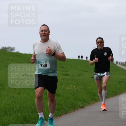 04.05.2025 - 8. Wedeler Halbmarathon Yannick Fuchs http://msf.ph/oto/7830648 04.05.2025 11:19:25 Laufen 289, 1108 meine-sportfotos.de