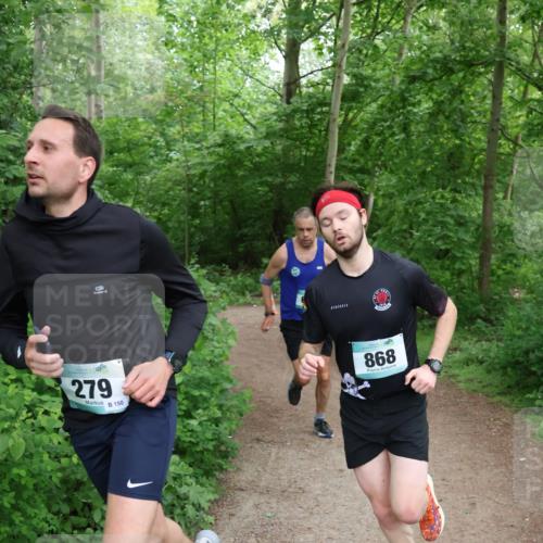 04.05.2025 - 8. Wedeler Halbmarathon Lena Gebhardt http://msf.ph/oto/7830673 04.05.2025 11:15:22 Laufen 56, 279, 150, 868 meine-sportfotos.de