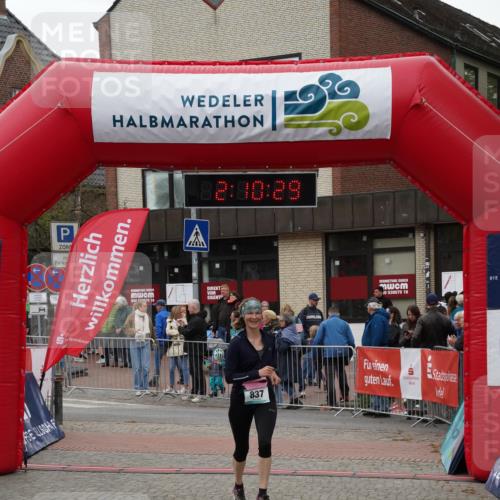 04.05.2025 - 8. Wedeler Halbmarathon Felixshl http://msf.ph/oto/7830682 04.05.2025 12:10:27 Ziel 837 meine-sportfotos.de