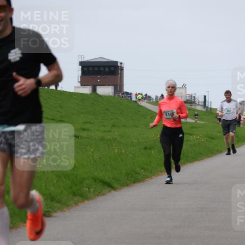 04.05.2025 - 8. Wedeler Halbmarathon Yannick Fuchs http://msf.ph/oto/7830684 04.05.2025 11:19:27 Laufen 110 meine-sportfotos.de