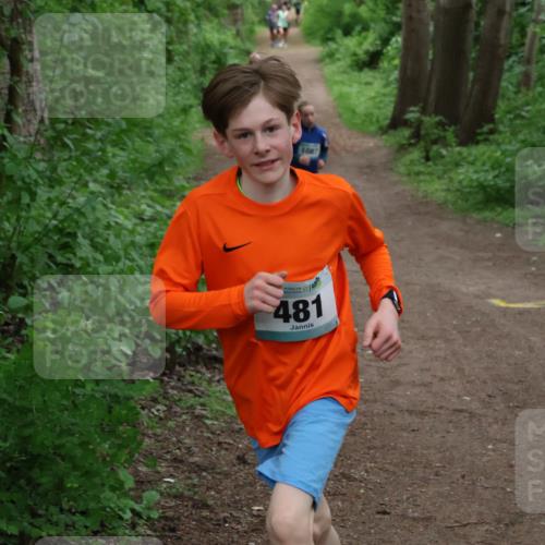 04.05.2025 - 8. Wedeler Halbmarathon Lena Gebhardt http://msf.ph/oto/7830707 04.05.2025 11:15:29 Laufen 1087, 481 meine-sportfotos.de