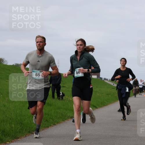04.05.2025 - 8. Wedeler Halbmarathon Yannick Fuchs http://msf.ph/oto/7830738 04.05.2025 11:39:12 Laufen 65, 64 meine-sportfotos.de