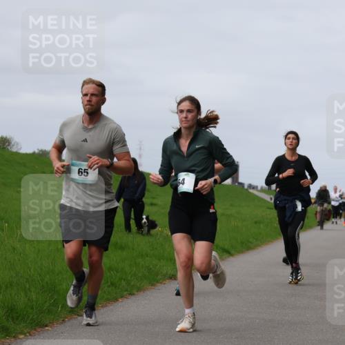 04.05.2025 - 8. Wedeler Halbmarathon Yannick Fuchs http://msf.ph/oto/7830741 04.05.2025 11:39:12 Laufen 65, 5 meine-sportfotos.de