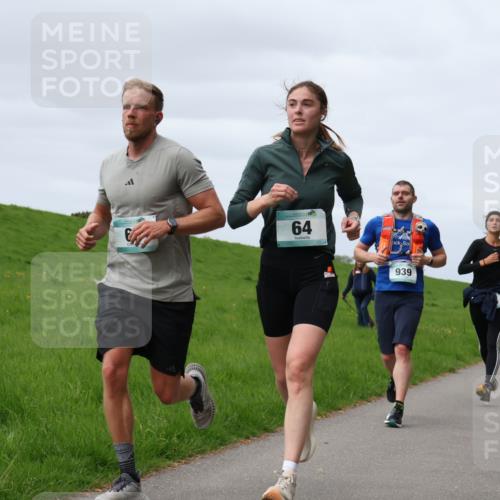 04.05.2025 - 8. Wedeler Halbmarathon Yannick Fuchs http://msf.ph/oto/7830768 04.05.2025 11:39:14 Laufen 64, 64, 939, 763 meine-sportfotos.de
