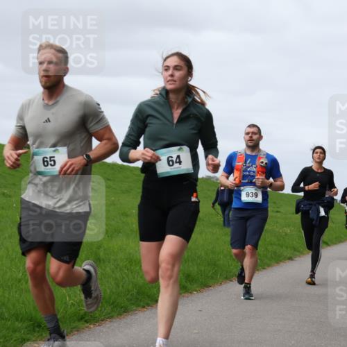 04.05.2025 - 8. Wedeler Halbmarathon Yannick Fuchs http://msf.ph/oto/7830771 04.05.2025 11:39:14 Laufen 65, 64, 939, 763 meine-sportfotos.de