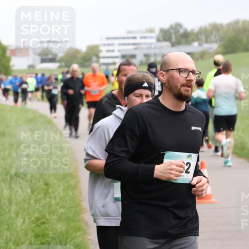 04.05.2025 - 8. Wedeler Halbmarathon Yannick Fuchs http://msf.ph/oto/7830824 04.05.2025 11:19:37 Laufen  meine-sportfotos.de