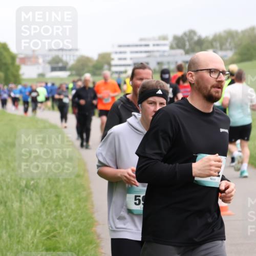 04.05.2025 - 8. Wedeler Halbmarathon Yannick Fuchs http://msf.ph/oto/7830827 04.05.2025 11:19:38 Laufen 59 meine-sportfotos.de