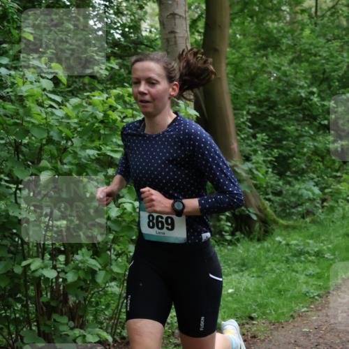 04.05.2025 - 8. Wedeler Halbmarathon Lena Gebhardt http://msf.ph/oto/7830834 04.05.2025 11:16:05 Laufen 869 meine-sportfotos.de