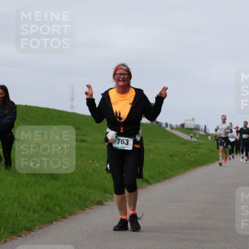 04.05.2025 - 8. Wedeler Halbmarathon Yannick Fuchs http://msf.ph/oto/7830842 04.05.2025 11:39:17 Laufen 763 meine-sportfotos.de