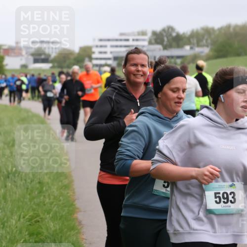 04.05.2025 - 8. Wedeler Halbmarathon Yannick Fuchs http://msf.ph/oto/7830852 04.05.2025 11:19:39 Laufen 593 meine-sportfotos.de