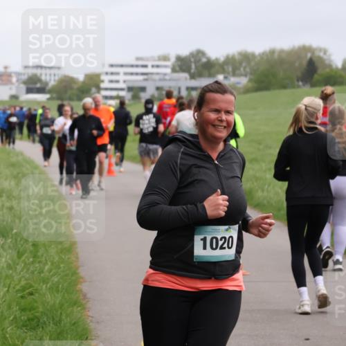 04.05.2025 - 8. Wedeler Halbmarathon Yannick Fuchs http://msf.ph/oto/7830867 04.05.2025 11:19:39 Laufen 1020 meine-sportfotos.de