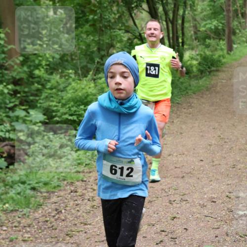04.05.2025 - 8. Wedeler Halbmarathon Lena Gebhardt http://msf.ph/oto/7830909 04.05.2025 11:16:31 Laufen 612, 1, 1 meine-sportfotos.de