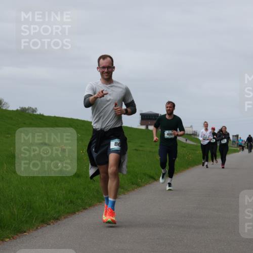04.05.2025 - 8. Wedeler Halbmarathon Yannick Fuchs http://msf.ph/oto/7830922 04.05.2025 11:39:29 Laufen 80, 400 meine-sportfotos.de