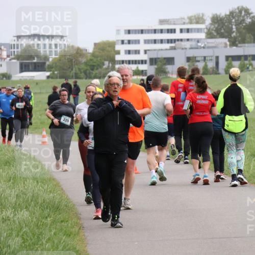 04.05.2025 - 8. Wedeler Halbmarathon Yannick Fuchs http://msf.ph/oto/7830928 04.05.2025 11:19:42 Laufen 663, 225 meine-sportfotos.de