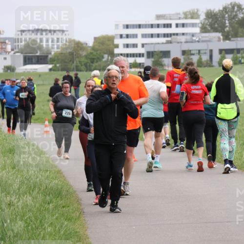 04.05.2025 - 8. Wedeler Halbmarathon Yannick Fuchs http://msf.ph/oto/7830933 04.05.2025 11:19:42 Laufen 663, 225 meine-sportfotos.de