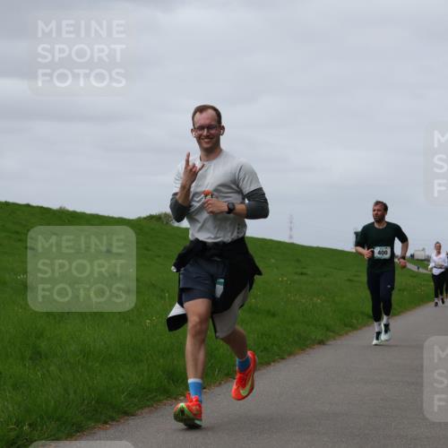04.05.2025 - 8. Wedeler Halbmarathon Yannick Fuchs http://msf.ph/oto/7830950 04.05.2025 11:39:30 Laufen 400 meine-sportfotos.de