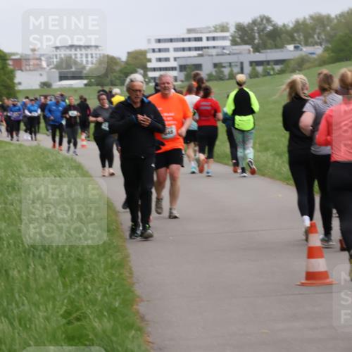 04.05.2025 - 8. Wedeler Halbmarathon Yannick Fuchs http://msf.ph/oto/7830960 04.05.2025 11:19:44 Laufen 848 meine-sportfotos.de