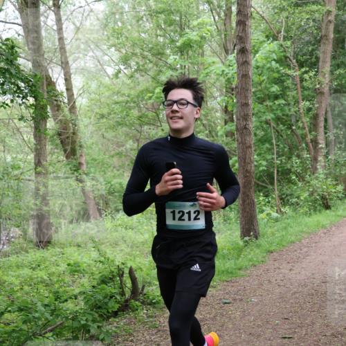 04.05.2025 - 8. Wedeler Halbmarathon Lena Gebhardt http://msf.ph/oto/7830971 04.05.2025 11:16:43 Laufen 1212 meine-sportfotos.de