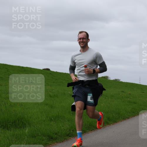 04.05.2025 - 8. Wedeler Halbmarathon Yannick Fuchs http://msf.ph/oto/7830979 04.05.2025 11:39:31 Laufen 400 meine-sportfotos.de