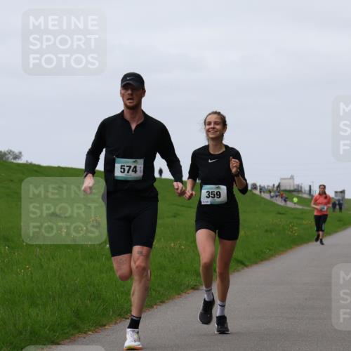 04.05.2025 - 8. Wedeler Halbmarathon Yannick Fuchs http://msf.ph/oto/7831017 04.05.2025 11:19:49 Laufen 574, 359 meine-sportfotos.de
