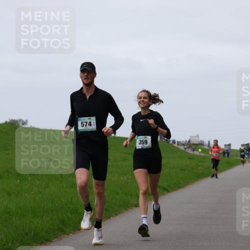 04.05.2025 - 8. Wedeler Halbmarathon Yannick Fuchs http://msf.ph/oto/7831024 04.05.2025 11:19:50 Laufen 574, 359 meine-sportfotos.de
