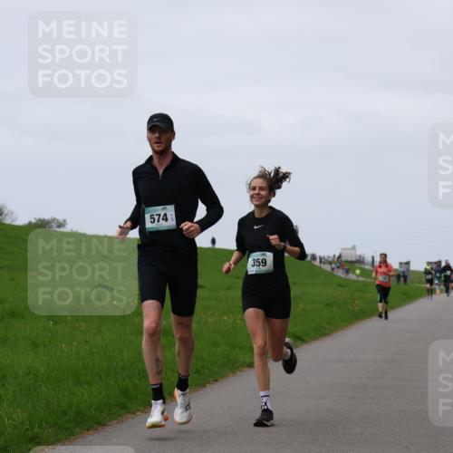 04.05.2025 - 8. Wedeler Halbmarathon Yannick Fuchs http://msf.ph/oto/7831027 04.05.2025 11:19:50 Laufen 574, 359 meine-sportfotos.de