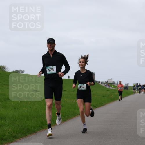 04.05.2025 - 8. Wedeler Halbmarathon Yannick Fuchs http://msf.ph/oto/7831030 04.05.2025 11:19:50 Laufen 574, 359 meine-sportfotos.de