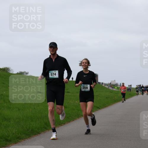 04.05.2025 - 8. Wedeler Halbmarathon Yannick Fuchs http://msf.ph/oto/7831034 04.05.2025 11:19:50 Laufen 574, 359 meine-sportfotos.de