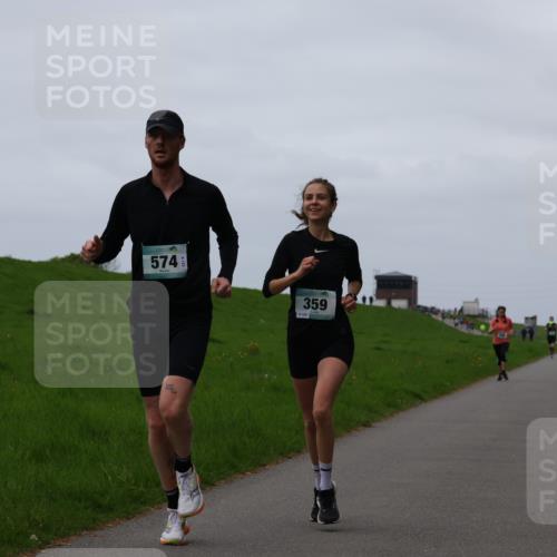 04.05.2025 - 8. Wedeler Halbmarathon Yannick Fuchs http://msf.ph/oto/7831056 04.05.2025 11:19:51 Laufen 574, 359, 126 meine-sportfotos.de