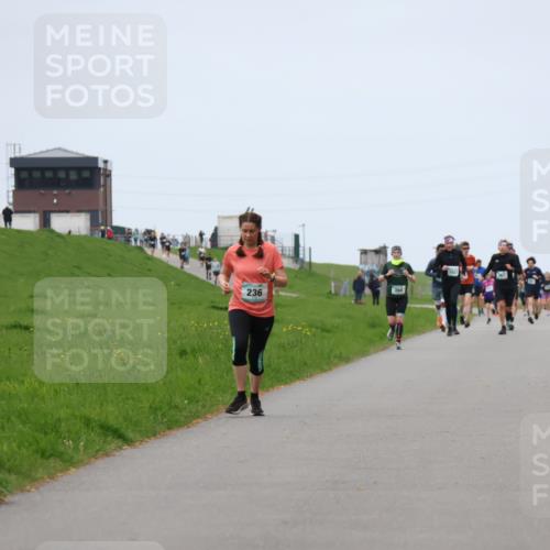 04.05.2025 - 8. Wedeler Halbmarathon Yannick Fuchs http://msf.ph/oto/7831098 04.05.2025 11:19:53 Laufen 354, 236 meine-sportfotos.de