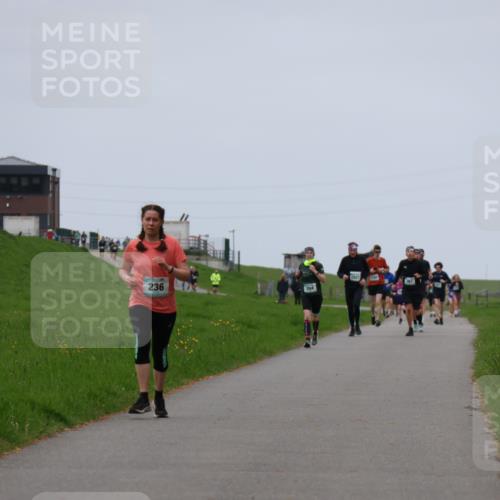 04.05.2025 - 8. Wedeler Halbmarathon Yannick Fuchs http://msf.ph/oto/7831136 04.05.2025 11:19:54 Laufen 236, 354 meine-sportfotos.de