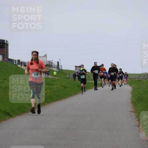 04.05.2025 - 8. Wedeler Halbmarathon Yannick Fuchs http://msf.ph/oto/7831140 04.05.2025 11:19:54 Laufen 236, 354, 1160 meine-sportfotos.de