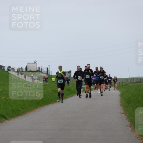 04.05.2025 - 8. Wedeler Halbmarathon Yannick Fuchs http://msf.ph/oto/7831187 04.05.2025 11:20:00 Laufen 236 meine-sportfotos.de