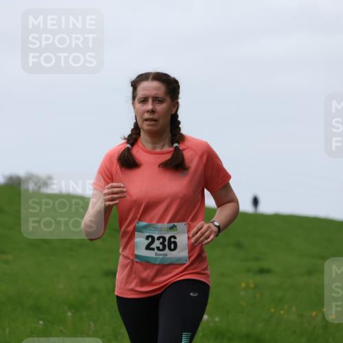 04.05.2025 - 8. Wedeler Halbmarathon Yannick Fuchs http://msf.ph/oto/7831210 04.05.2025 11:20:02 Laufen 856, 236 meine-sportfotos.de