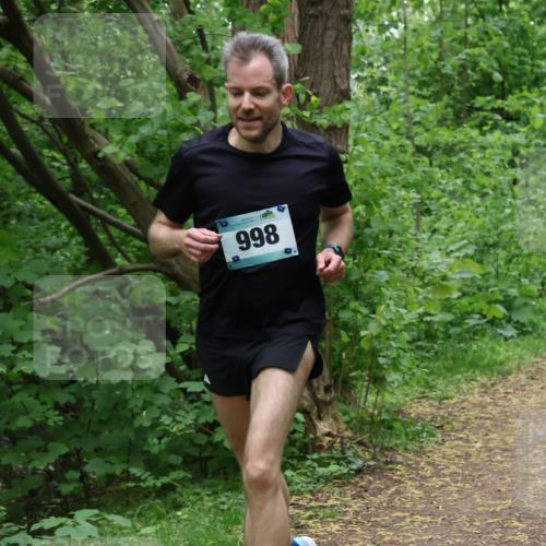 04.05.2025 - 8. Wedeler Halbmarathon Lena Gebhardt http://msf.ph/oto/7831217 04.05.2025 11:17:27 Laufen 998 meine-sportfotos.de