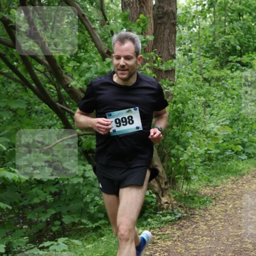 04.05.2025 - 8. Wedeler Halbmarathon Lena Gebhardt http://msf.ph/oto/7831220 04.05.2025 11:17:28 Laufen 998 meine-sportfotos.de