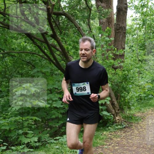 04.05.2025 - 8. Wedeler Halbmarathon Lena Gebhardt http://msf.ph/oto/7831227 04.05.2025 11:17:28 Laufen 998 meine-sportfotos.de